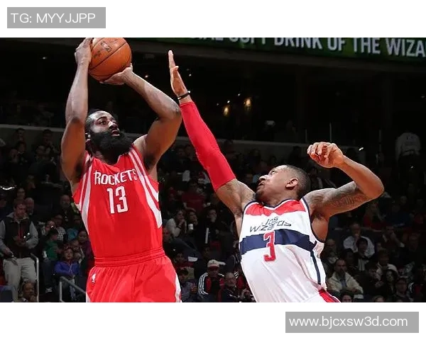 勇士与猛龙常规赛激战回顾球员表现与战术分析全解析