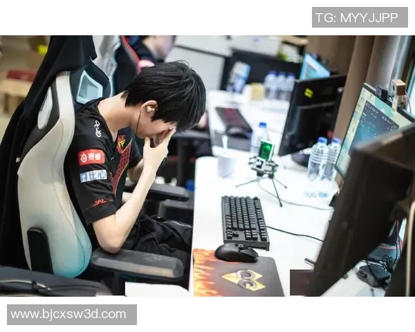 FPX战队实力引发热议电竞圈对其表现的不同声音分析